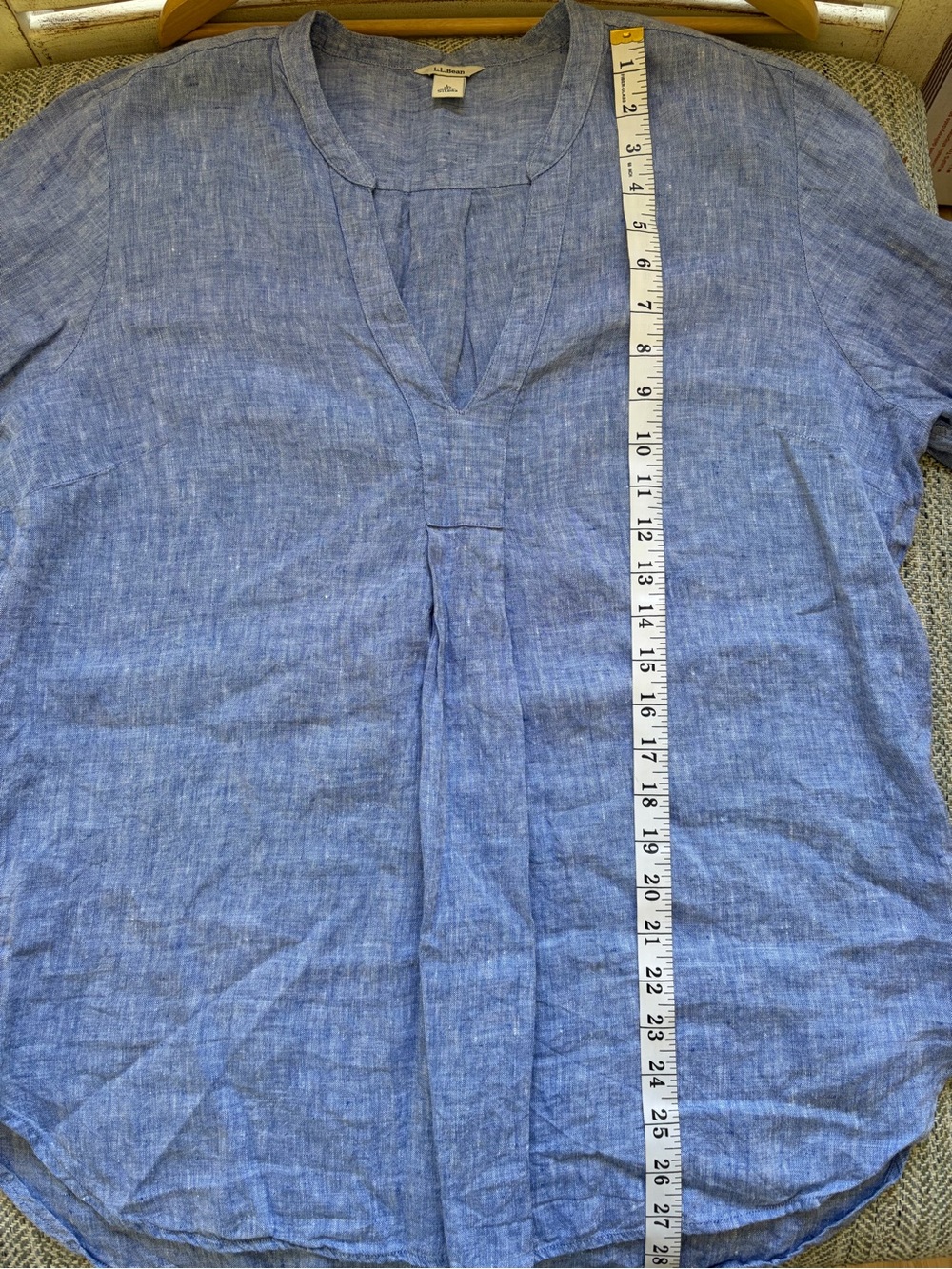 L.L. Bean Classy Blue Linen V-Neck Tunic - Picture 8 of 9